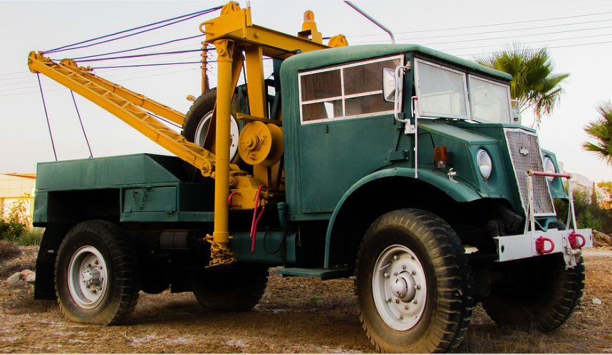 Vital Factors When Choosing a Tow Truck